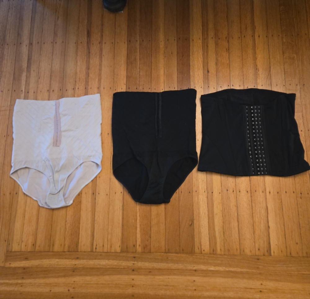 Belly Bandit Women’s Shapewear Trio in White and Black